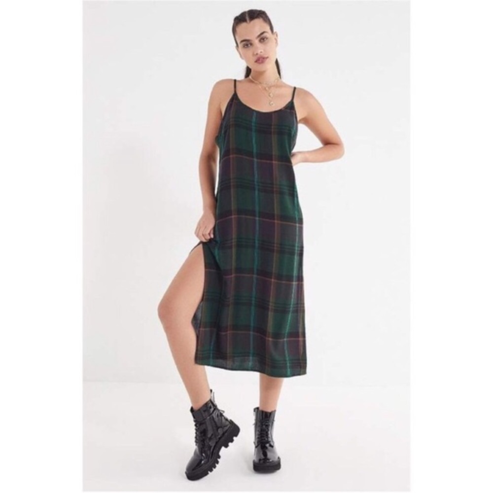 Urban Outfitters Plaid Midi Slip Dress with Slits Size Small NWT 🌈